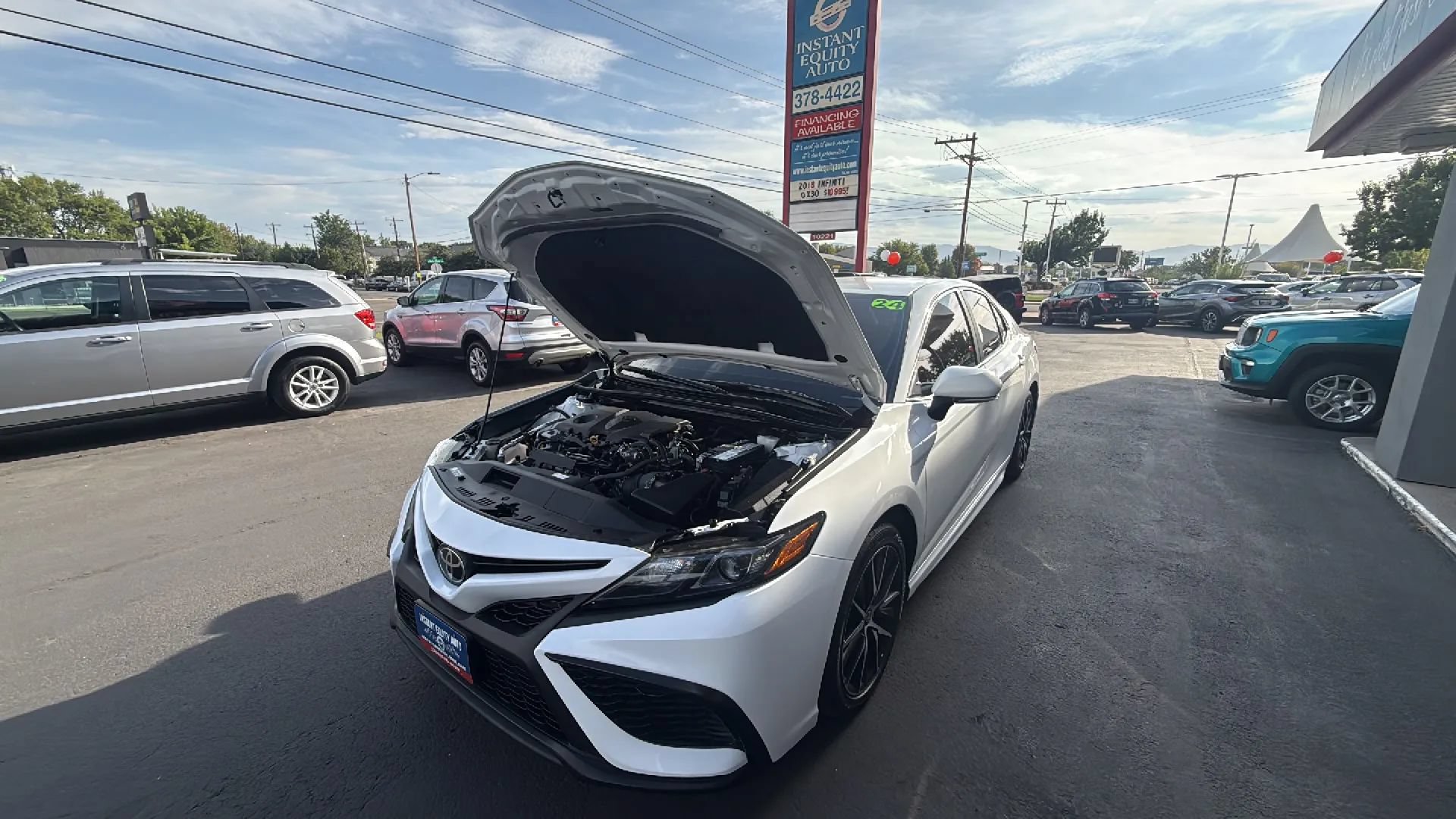 Used 2024 Toyota Camry SE FWD image 10