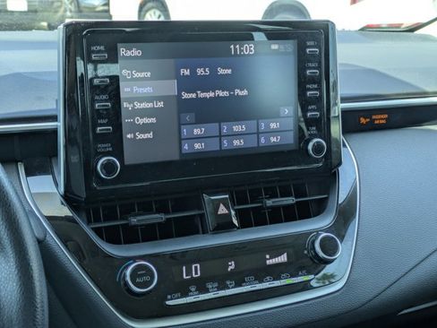 Used 2020 Toyota Corolla LE w/ Carpet Mat Package (TMS) FWD image 14