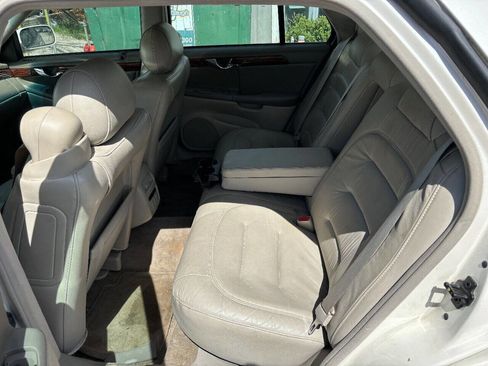 Used 2003 Cadillac De Ville image 13