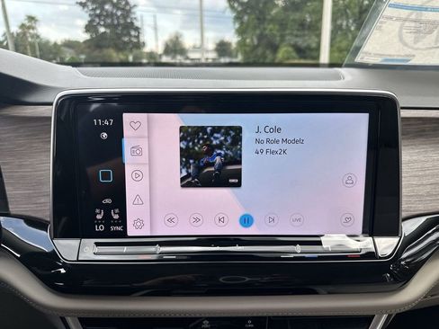 New 2026 Volkswagen Atlas SEL image 16