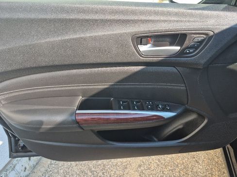 Used 2016 Acura TLX V6 w/ Technology Package FWD image 12