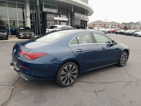 Used 2023 Mercedes-Benz CLA 250 4MATIC w/ Premium Package image 15