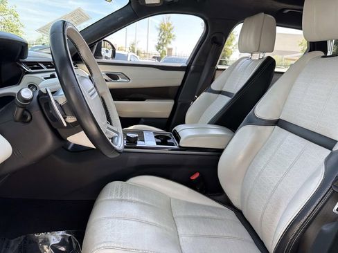 Used 2018 Land Rover Range Rover Velar R-Dynamic HSE AWD/4WD image 14