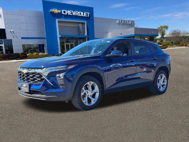 Used 2024 Chevrolet Trax LS w/ LS Convenience Package FWD image 34