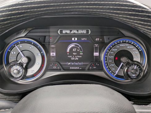 Used 2019 RAM 2500 Limited image 32