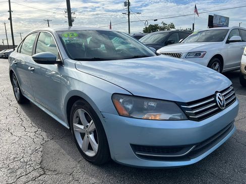 Used 2012 Volkswagen Passat 2.5 SE FWD image 4