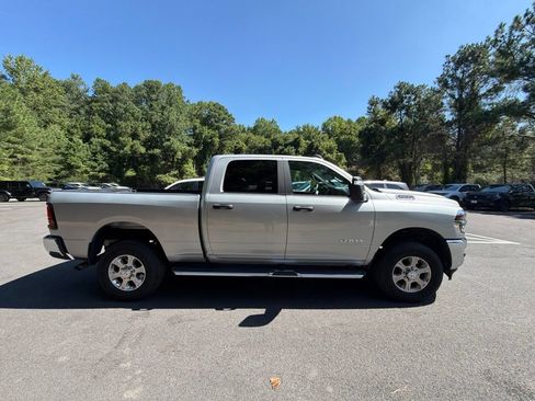 Used 2026 RAM 2500 Big Horn AWD/4WD image 4
