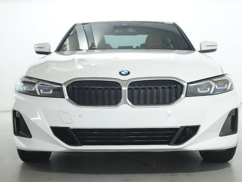 Used 2023 BMW 330i xDrive Sedan w/ Premium Package AWD/4WD image 6