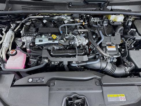 Used 2026 Toyota Prius Plug-In Hybrid image 27