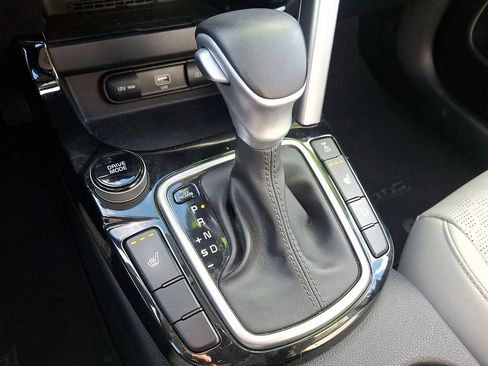 Certified 2023 Kia Seltos EX image 15