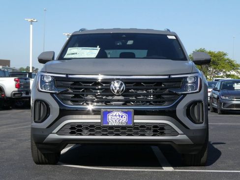 Used 2026 Volkswagen Atlas Cross Sport SE AWD/4WD image 26