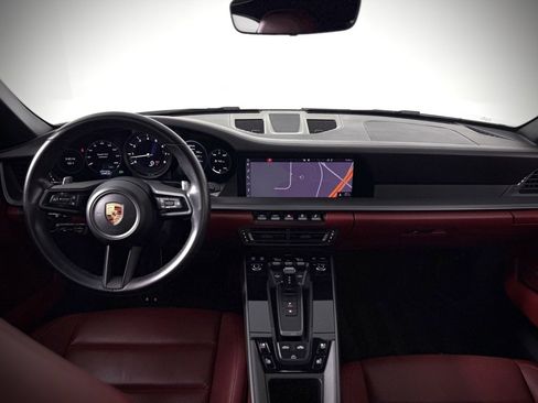 Used 2020 Porsche 911 Carrera 4S image 25