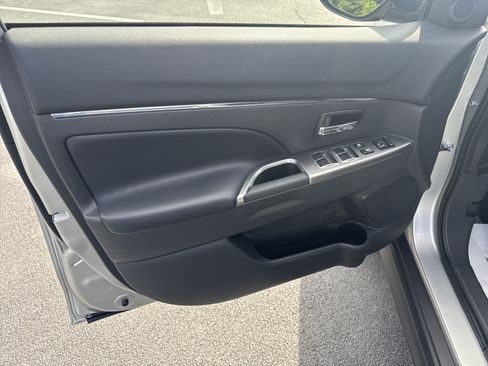 Used 2025 Mitsubishi Outlander Sport ES AWD/4WD image 20
