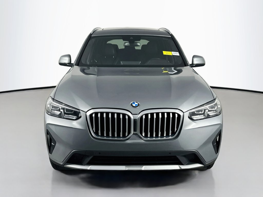 Used 2023 BMW X3 xDrive30i AWD/4WD image 2