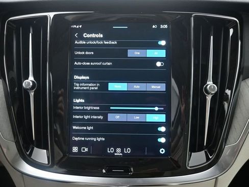 Used 2025 Volvo S60 B5 Plus w/ Protection Package Premier image 19