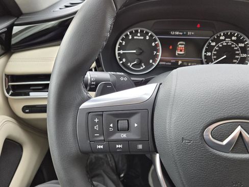 Certified 2025 INFINITI QX60 Pure image 30