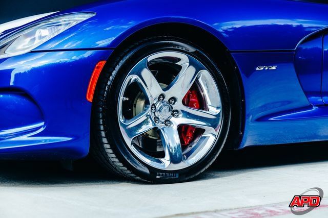 Used 2013 SRT Viper GTS w/ GTS Laguna Interior Pkg RWD image 64