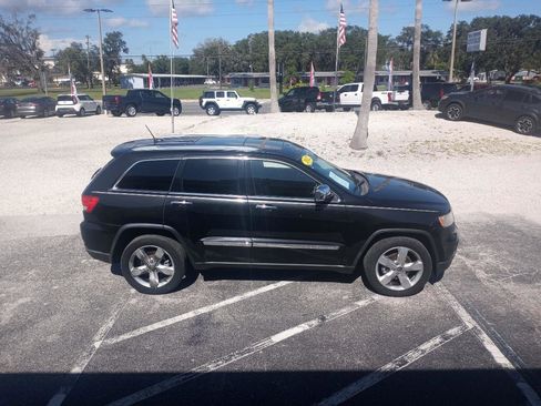 Used 2012 Jeep Grand Cherokee Overland image 6
