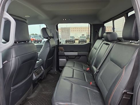 Used 2024 Ford F350 Lariat w/ Lariat Ultimate Package AWD/4WD image 19