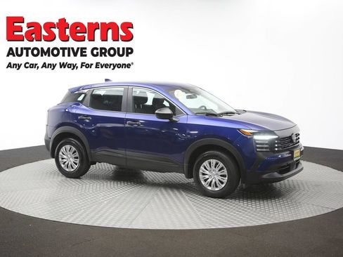Used 2025 Nissan Kicks S AWD/4WD image 46