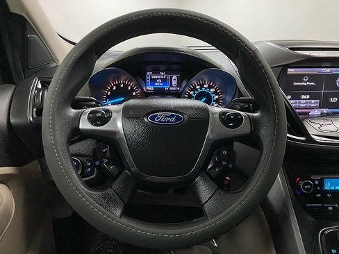 Used 2014 Ford Escape SE w/ SE Chrome Package image 17