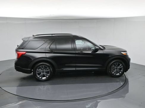 Used 2023 Ford Explorer XLT w/ Equipment Group 202A RWD image 47