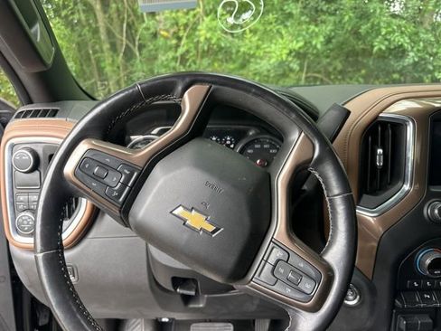 Used 2021 Chevrolet Silverado 1500 High Country RWD image 24