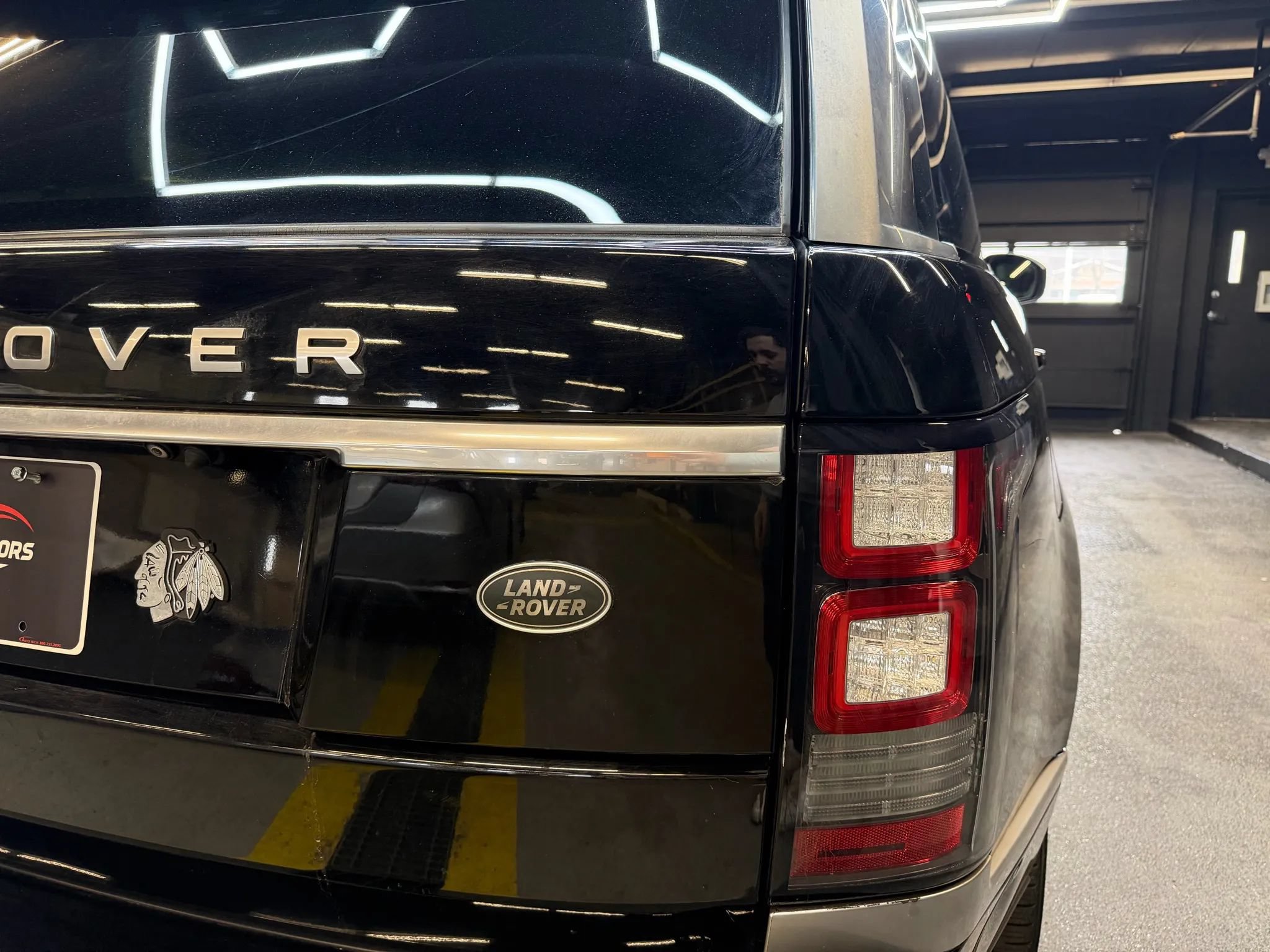Used 2017 Land Rover Range Rover HSE AWD/4WD image 8