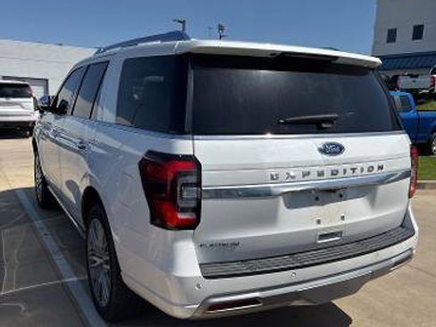 Certified 2023 Ford Expedition Platinum AWD/4WD image 4
