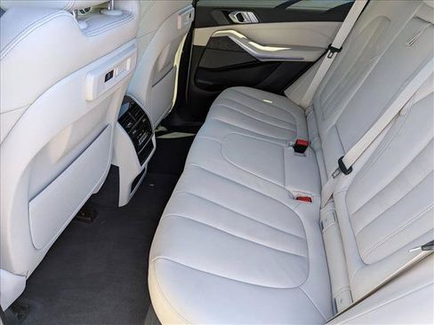 Used 2021 BMW X5 xDrive40i w/ Premium Package AWD/4WD image 21