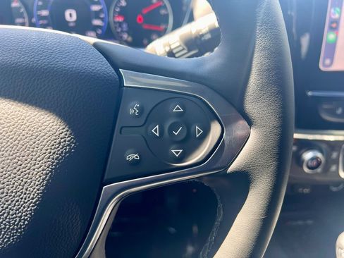 Used 2023 Chevrolet Traverse Premier w/ Redline Edition AWD/4WD image 27