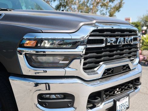 Used 2026 RAM 2500 Big Horn AWD/4WD image 9