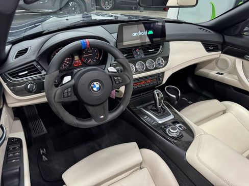 Used 2009 BMW Z4 sDrive35i image 12