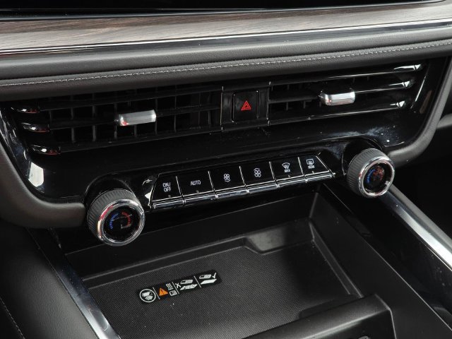 Used 2025 Chevrolet Tahoe Z71 AWD/4WD image 34