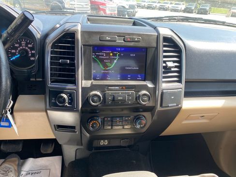 Used 2020 Ford F150 XLT w/ Equipment Group 302A Luxury AWD/4WD image 14