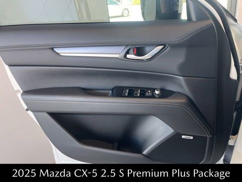 New 2025 MAZDA CX-5 AWD 2.5 S w/ Premium Plus Pkg image 6