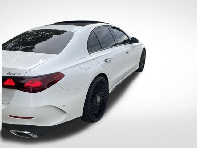 Used 2024 Mercedes-Benz E 350 4MATIC Sedan image 14