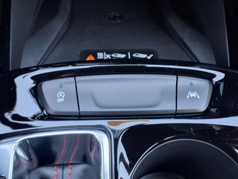 New 2026 Chevrolet Trax RS w/ Sunroof Package image 10