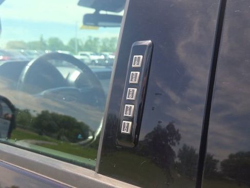 Used 2020 Ford F150 XLT w/ Equipment Group 302A Luxury AWD/4WD image 15