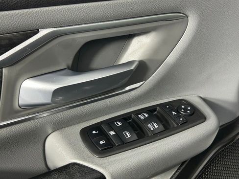 Used 2019 RAM 1500 Big Horn AWD/4WD image 34