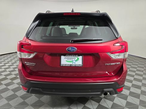 Used 2024 Subaru Forester Limited AWD/4WD image 6