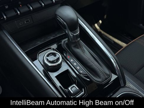 New 2026 GMC Canyon AT4 AWD/4WD image 17