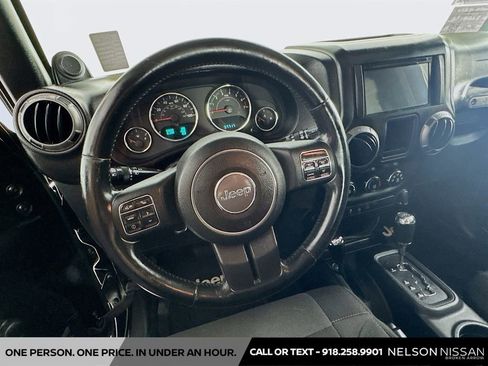 Used 2012 Jeep Wrangler Sport w/ Connectivity Group AWD/4WD image 11