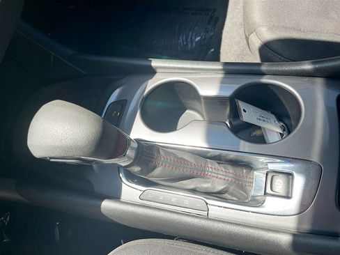Used 2024 Chevrolet Malibu RS FWD image 16