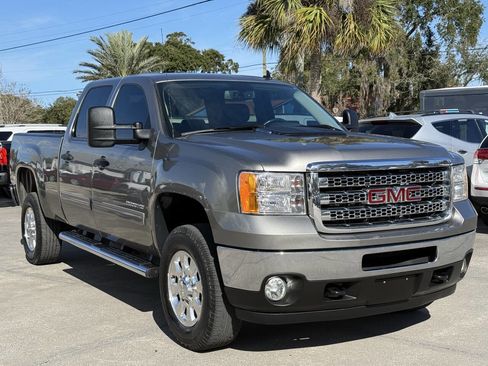 Used 2013 GMC Sierra 2500 SLE w/ SLE Preferred Package image 2