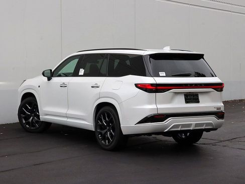 New 2026 Lexus TX 500h AWD image 10