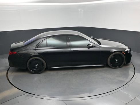 Used 2023 Mercedes-Benz S 580 4MATIC Sedan w/ AMG Line image 50