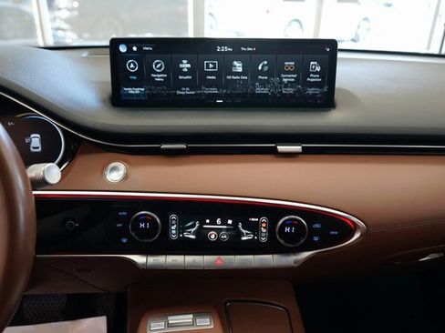 Used 2022 Genesis GV70 2.5T w/ Advanced Package image 7