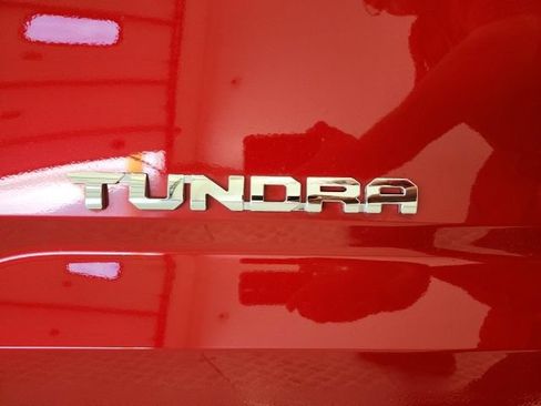 Certified 2025 Toyota Tundra Limited w/ Power Package AWD/4WD image 17
