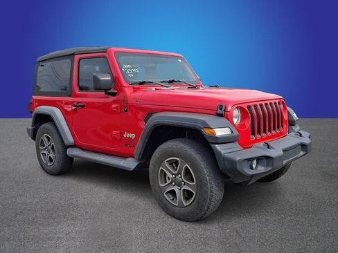 Used 2018 Jeep Wrangler Sport AWD/4WD image 3